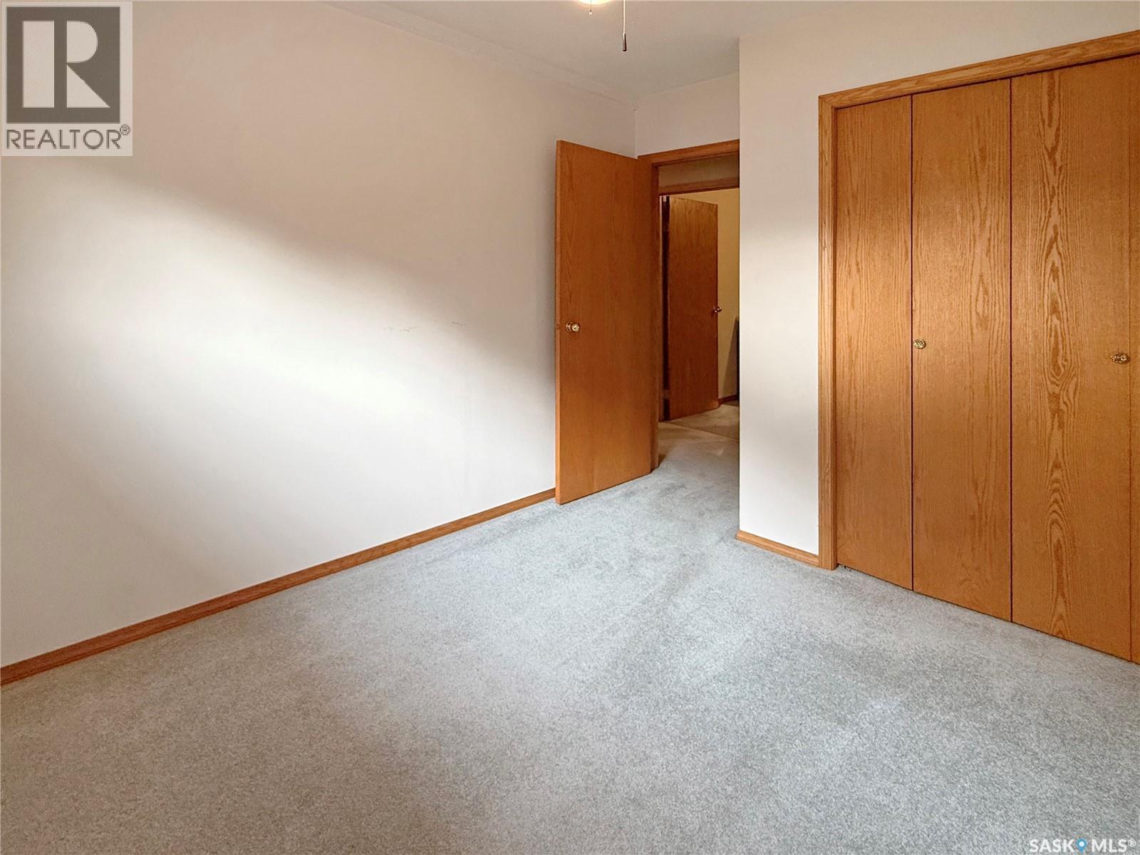 SE 477 3rd AVENUE SE - Image 8