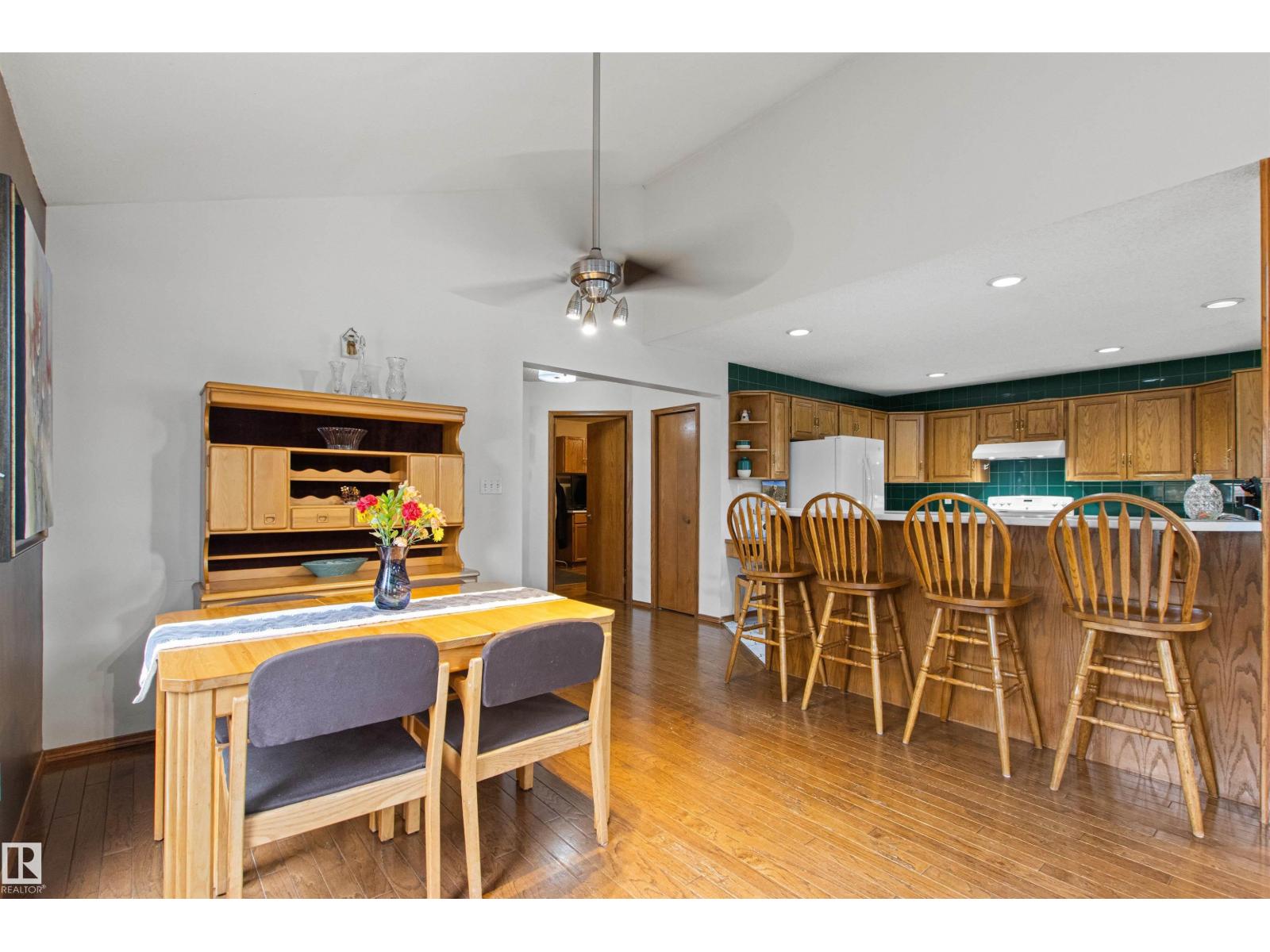 11139 157 Avenue NW - Photo 11