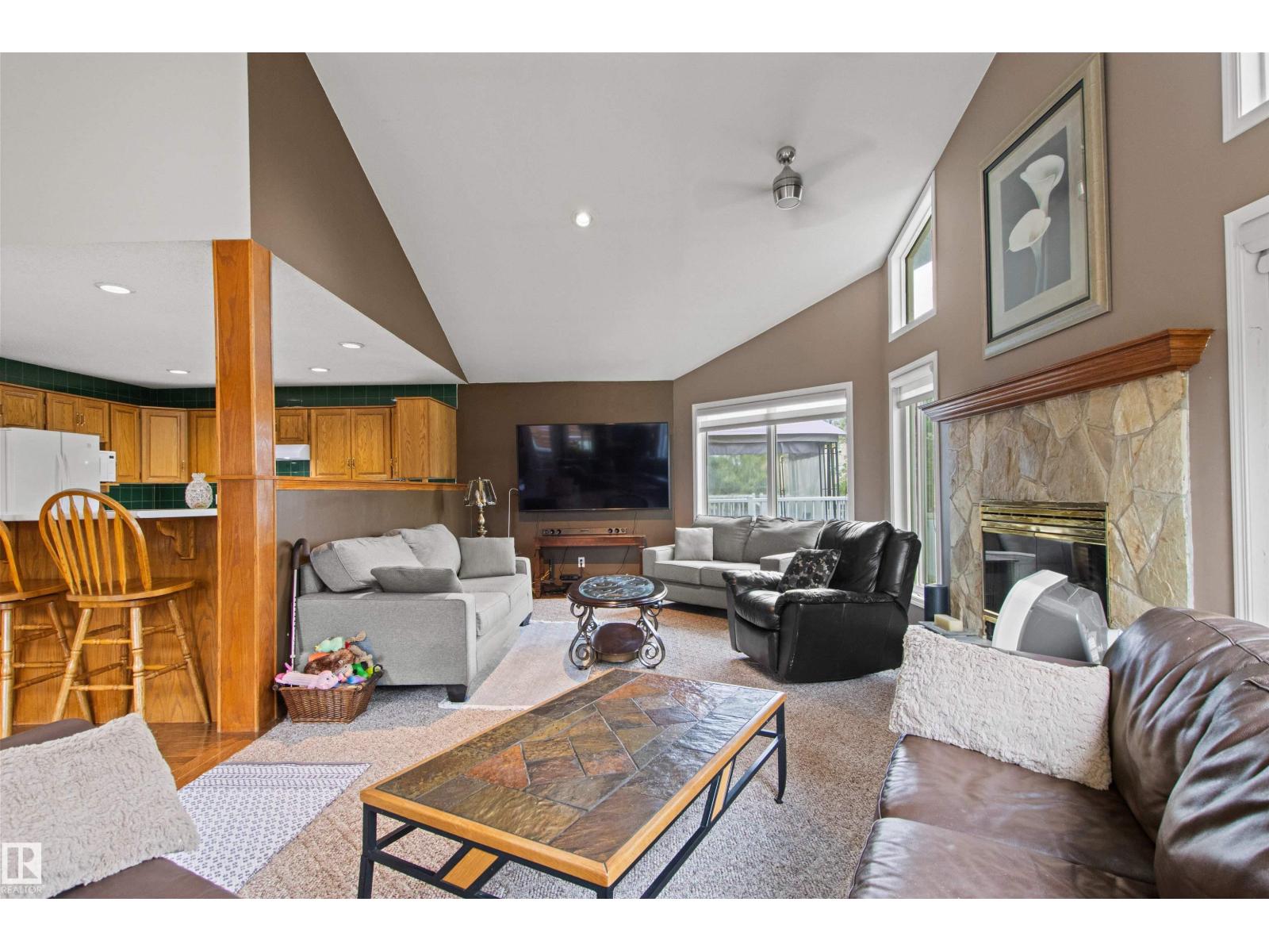 11139 157 Avenue NW - Photo 16