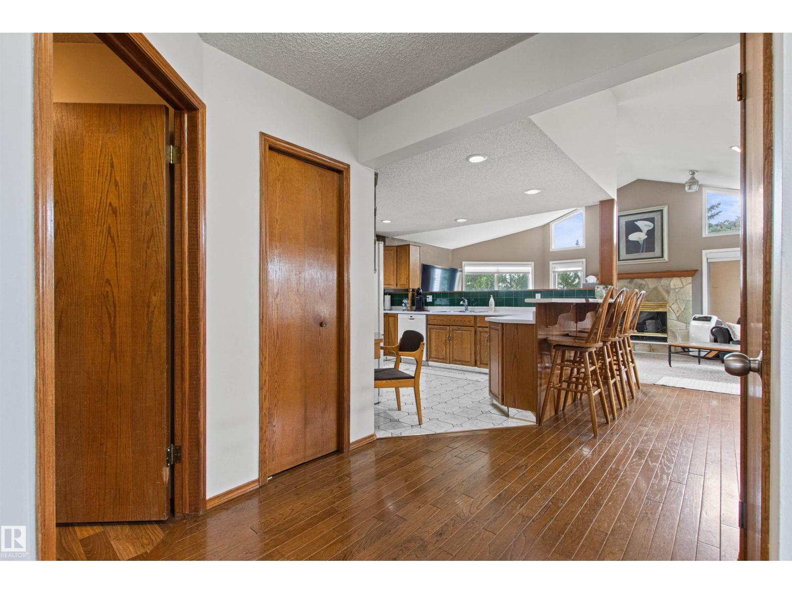 11139 157 Avenue NW - Photo 20