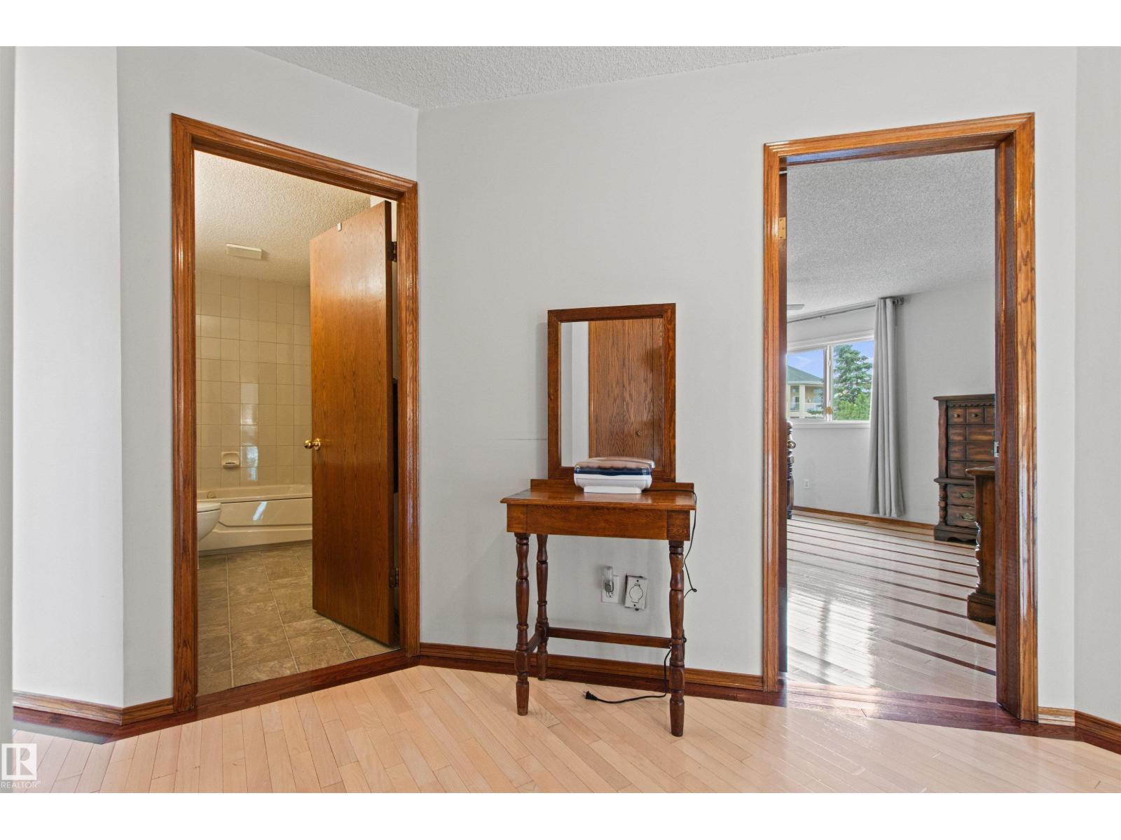 11139 157 Avenue NW - Photo 27