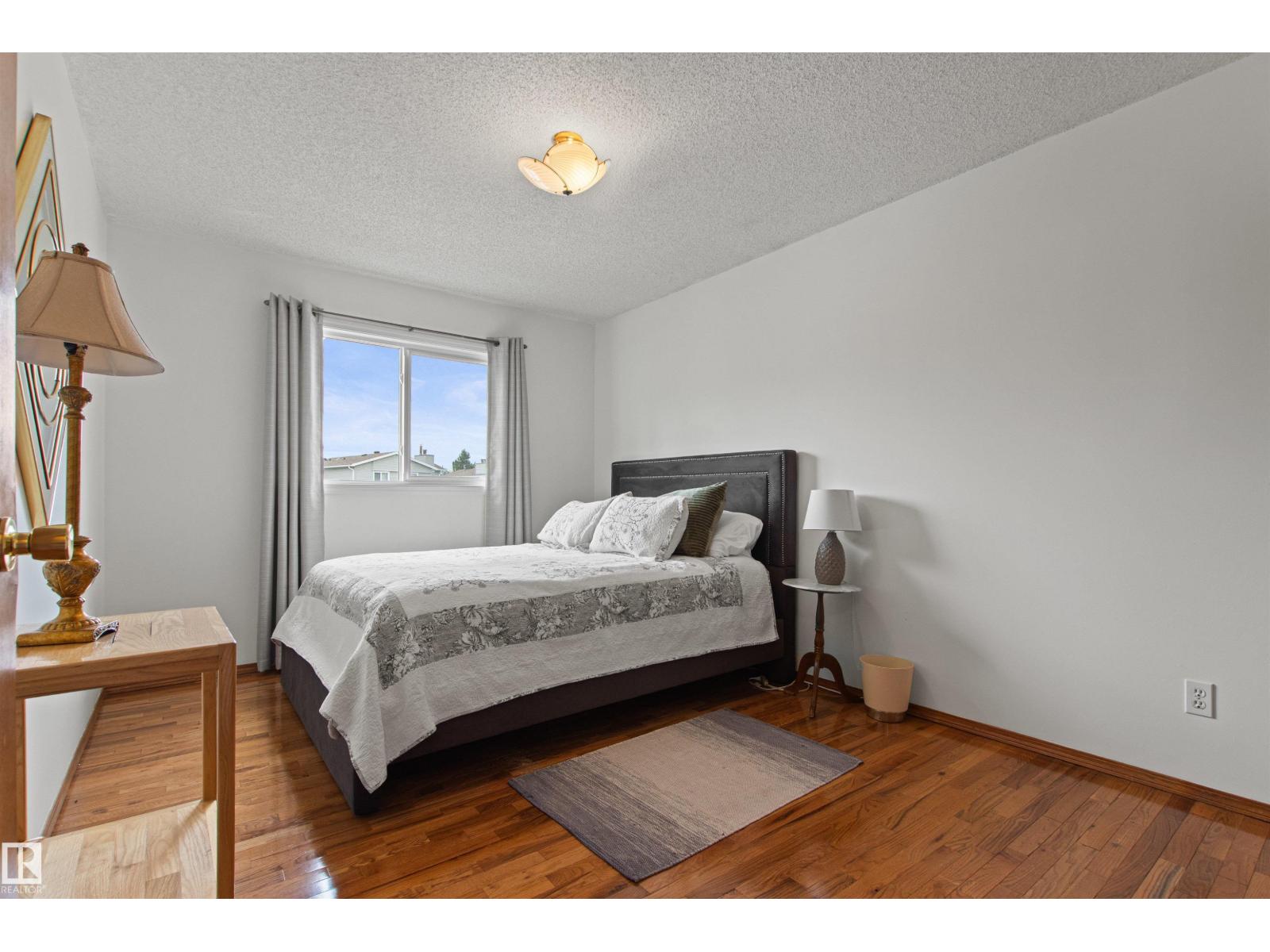 11139 157 Avenue NW - Photo 36