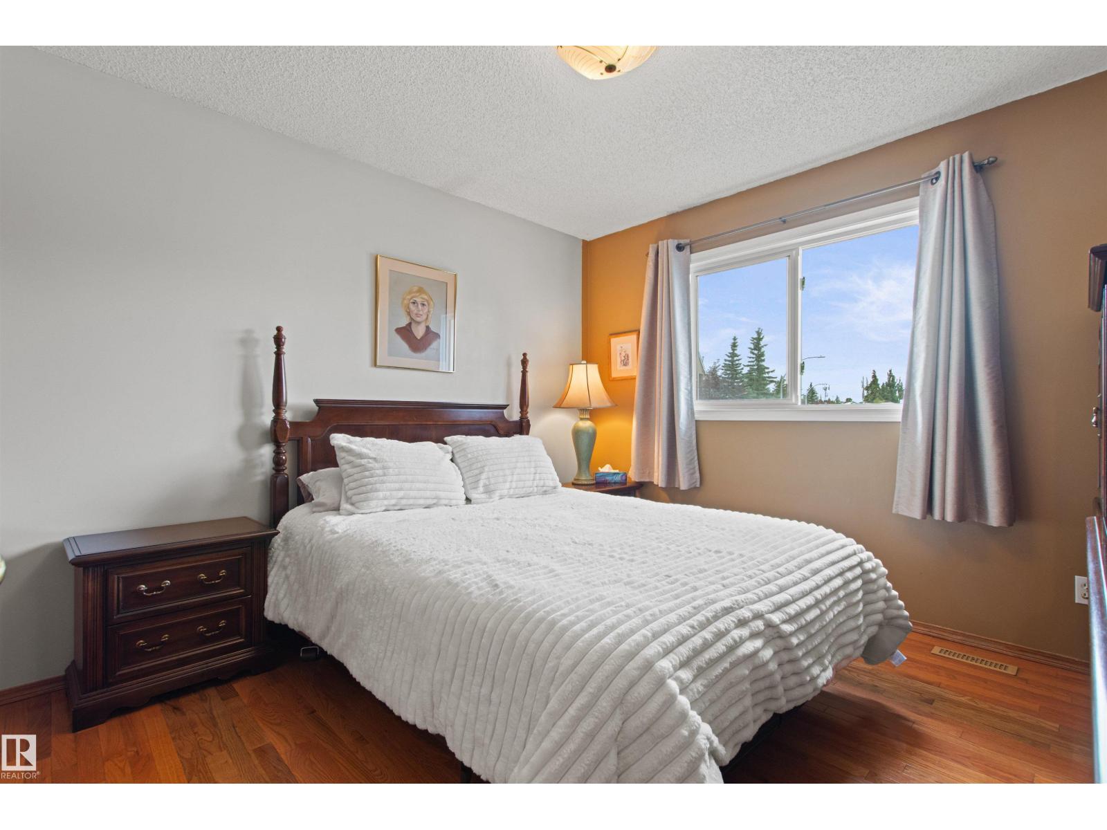 11139 157 Avenue NW - Photo 38