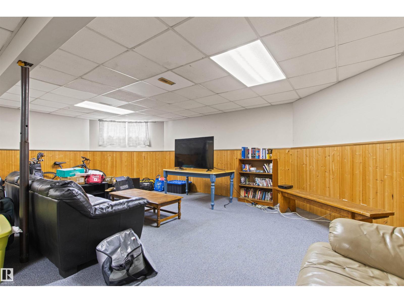 11139 157 AV NW - 41