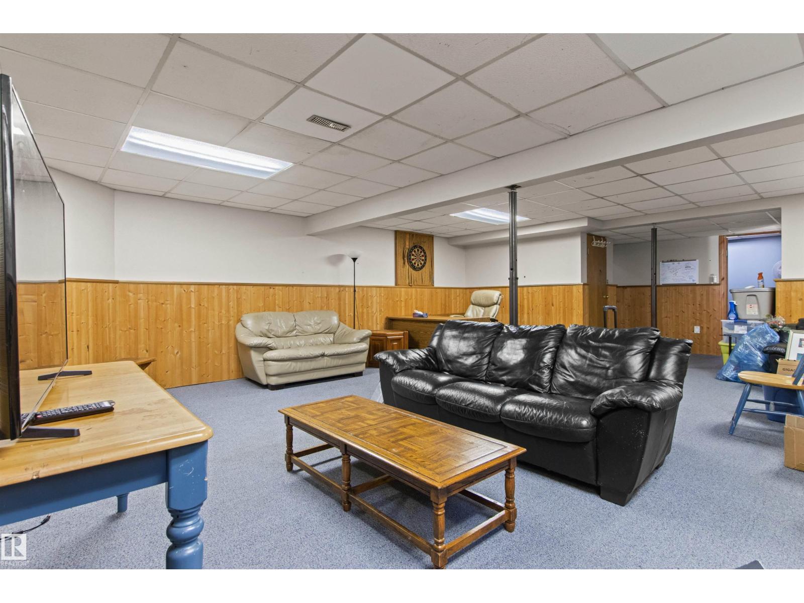 11139 157 AV NW - 43
