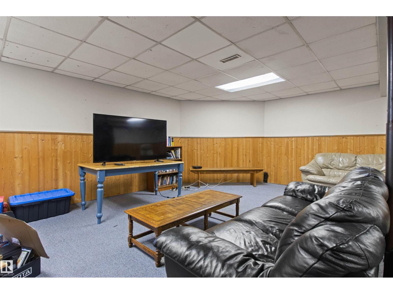 11139 157 Avenue NW - Photo 44