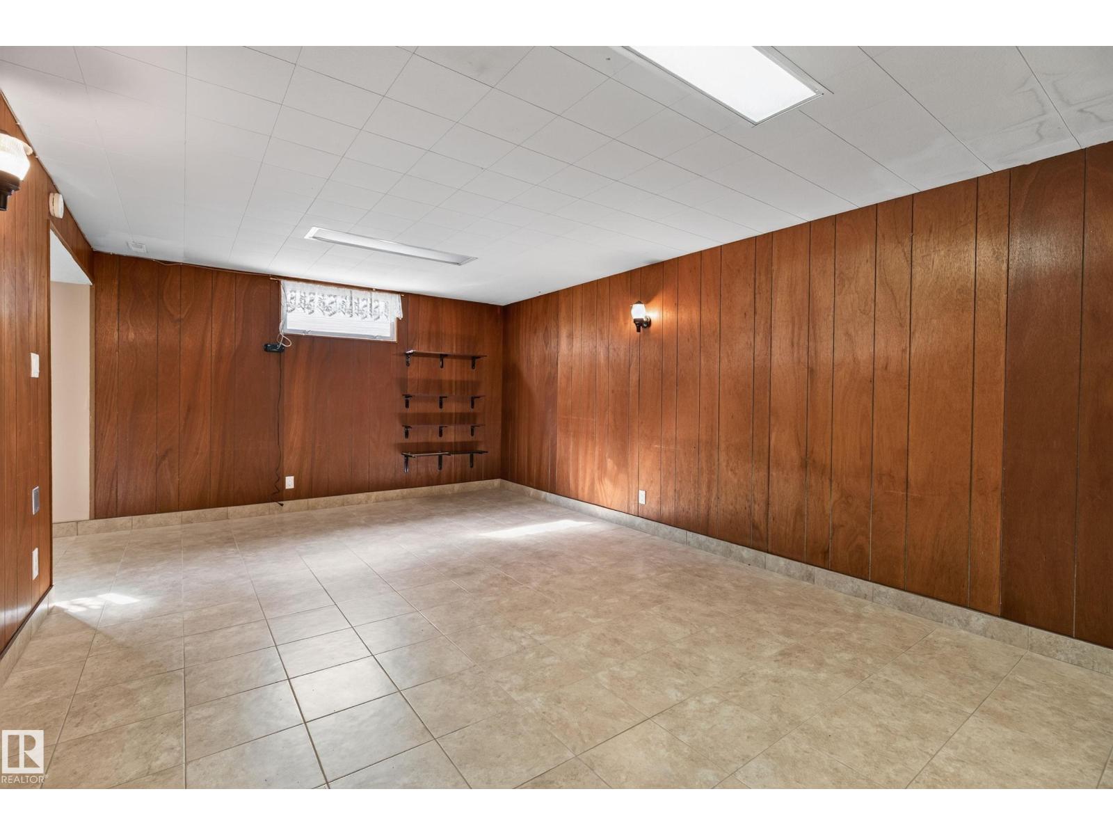 8411 136 AV NW - 25