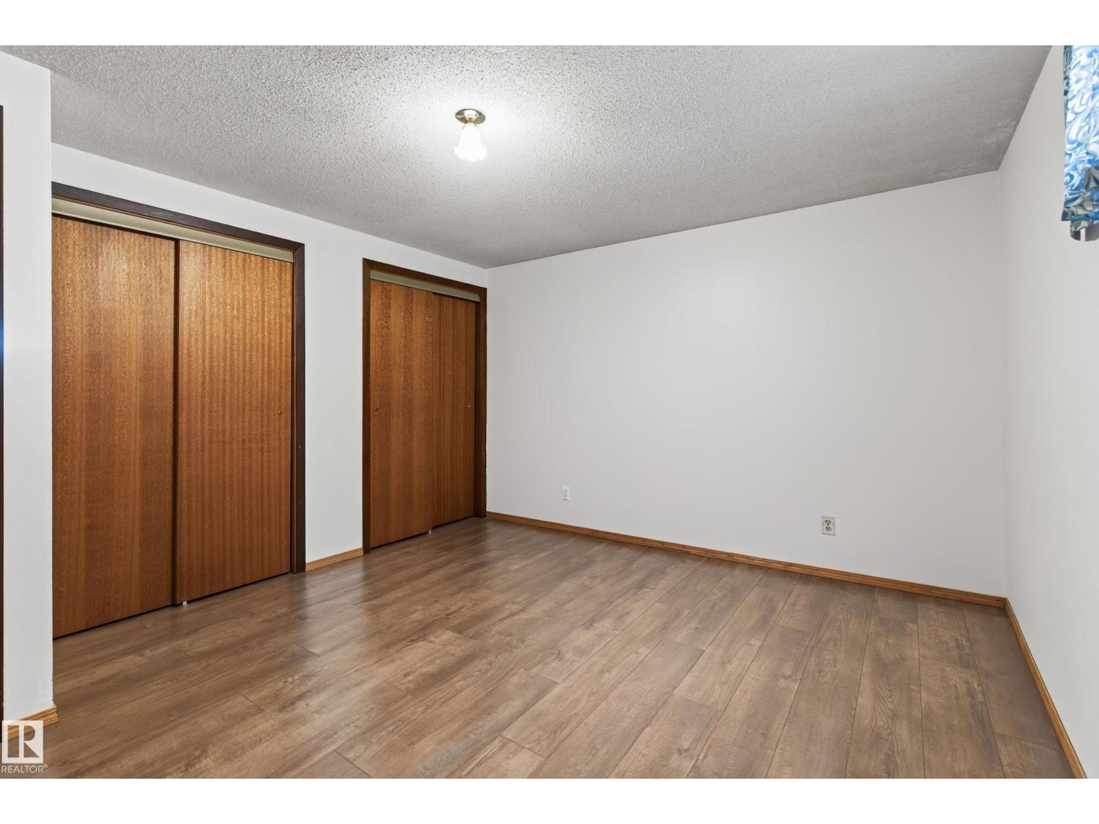 8411 136 AV NW - 26