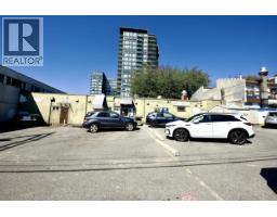 8550 Granville Street, Vancouver, BC V6P4Z7 Photo 15