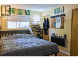 1183 Falcon Drive, Coquitlam, BC V3E2C2 Photo 8