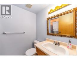 212 73 Gorge Rd W, Saanich, BC V9A1L9 Photo 15