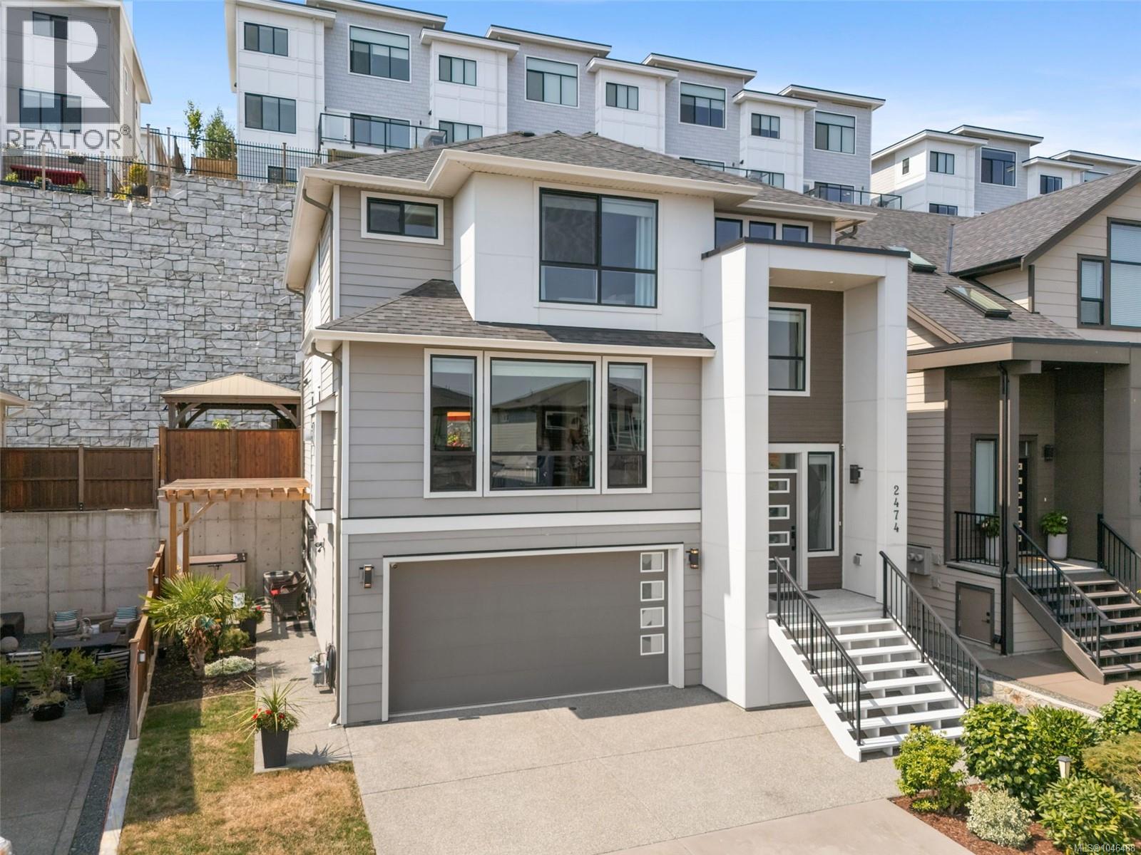 2474 Azurite Cres - 44