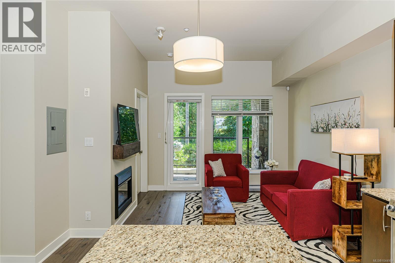 #104 1395 Bear Mountain Pkwy - Image 11