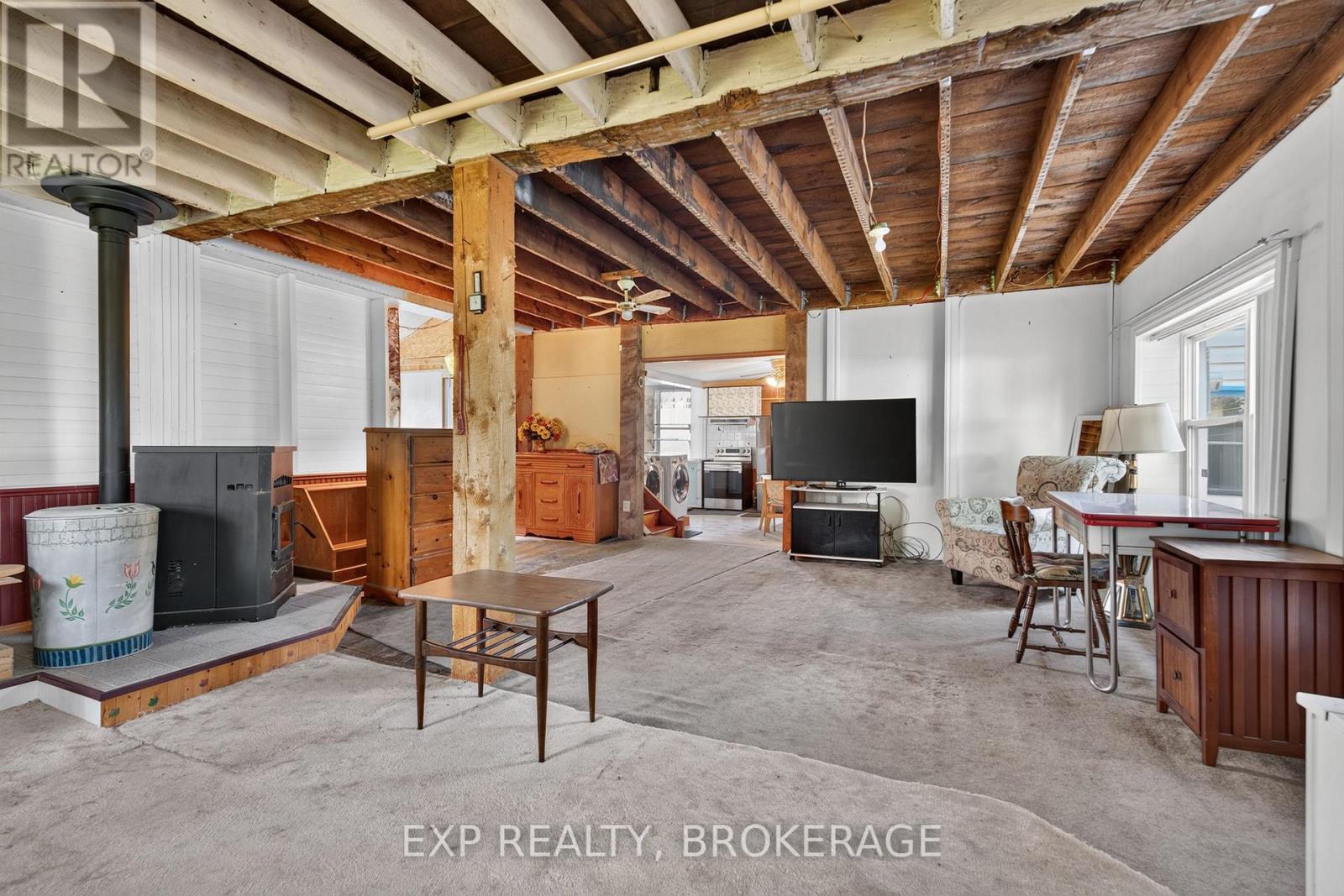 33 BRANCH STREET - 18