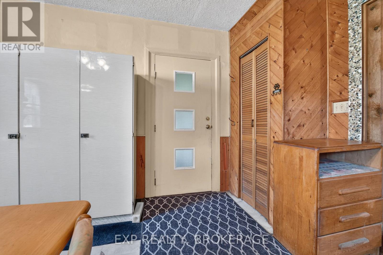 33 BRANCH STREET - 7