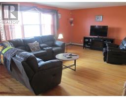 160 Goodyear Avenue thumbnail 20