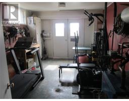 160 Goodyear Avenue thumbnail 42