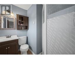 24 Peter's Place thumbnail 12