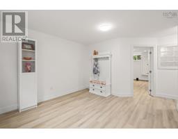 88 Lochmoor Lane, Dartmouth, NS B2W6C8 Photo 25