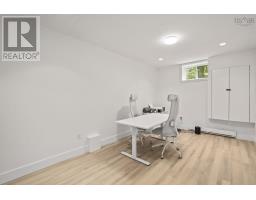 88 Lochmoor Lane, Dartmouth, NS B2W6C8 Photo 27