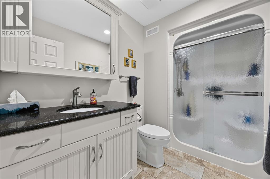 821 Carriage WAY - Image 18