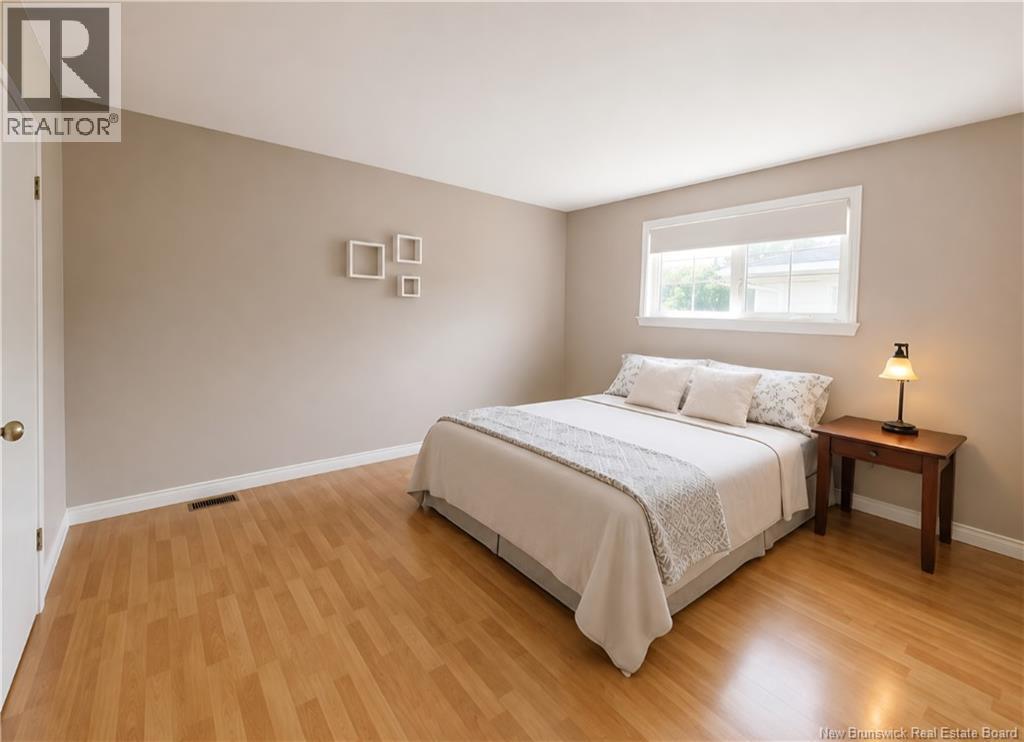11 Pembroke Crescent - 14