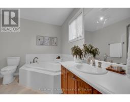 33 Mallory Street, Clarington, ON L1E2B4 Photo 19