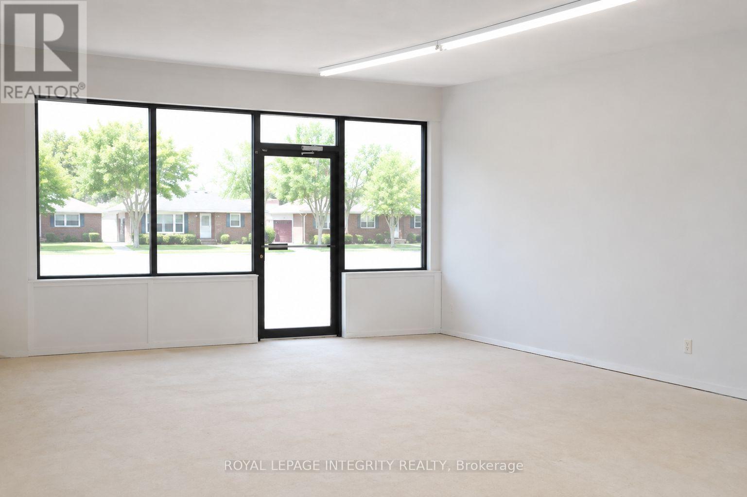 Retail for Rent in Ottawa – 1117 COBDEN ROAD, Ottawa – MLS# X12949000 - Image 7