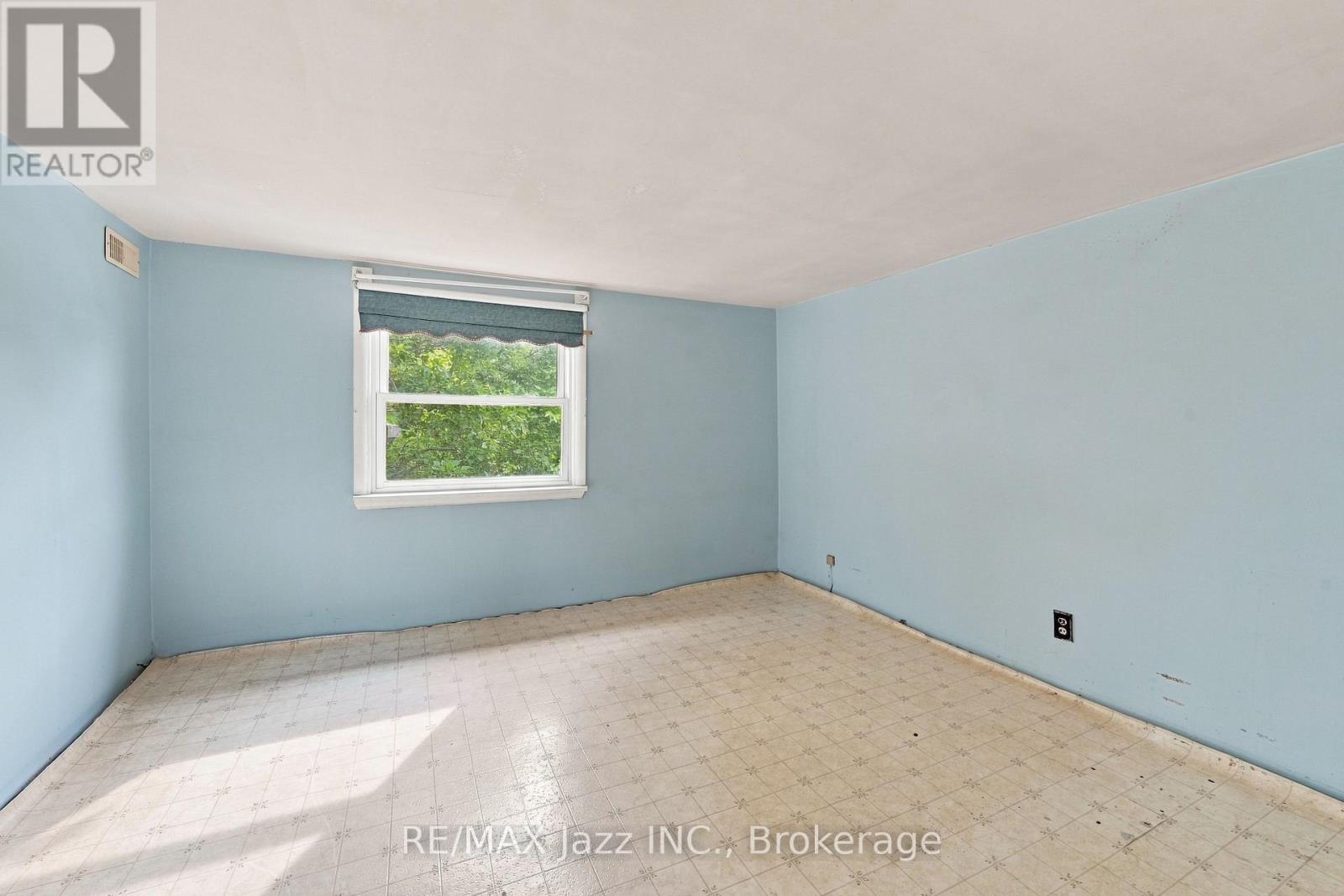 119 WEST STREET W - Image 18