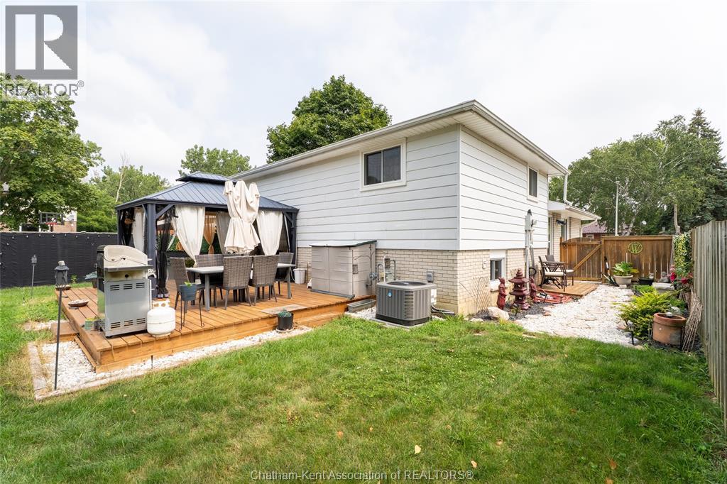 86 Marion AVENUE - 34