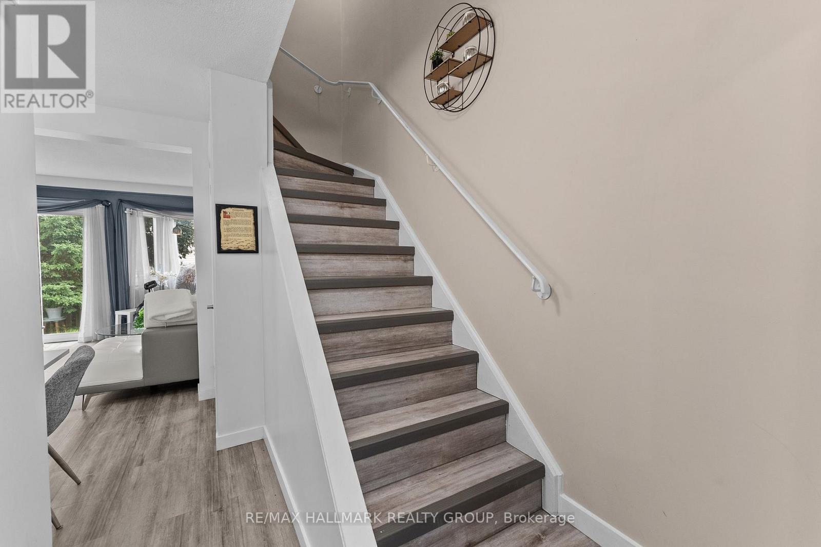 3 Bed, 2 Bath House for Sale in Ottawa – 1446 DEAVY WAY, Ottawa – MLS# X13665330 - Image 25