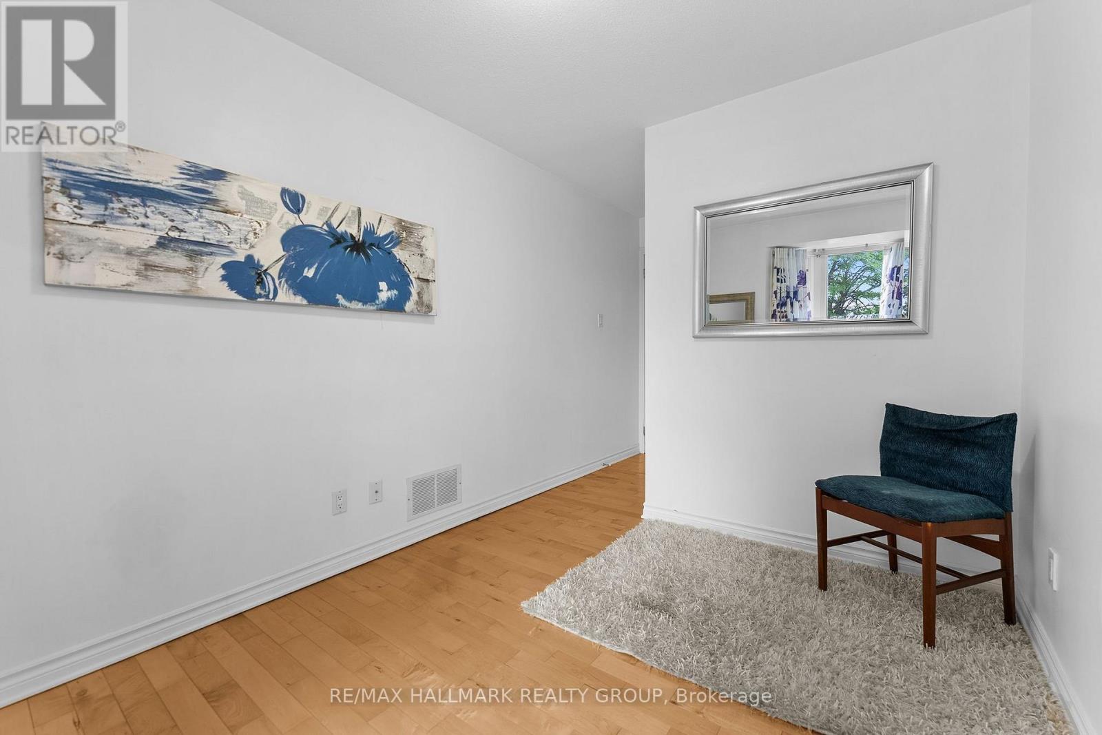 3 Bed, 2 Bath House for Sale in Ottawa – 1446 DEAVY WAY, Ottawa – MLS# X13665330 - Image 32