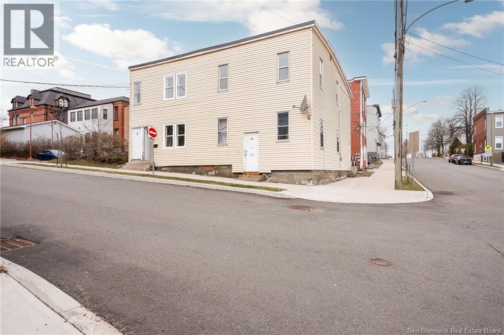 239 Britain Street - 1