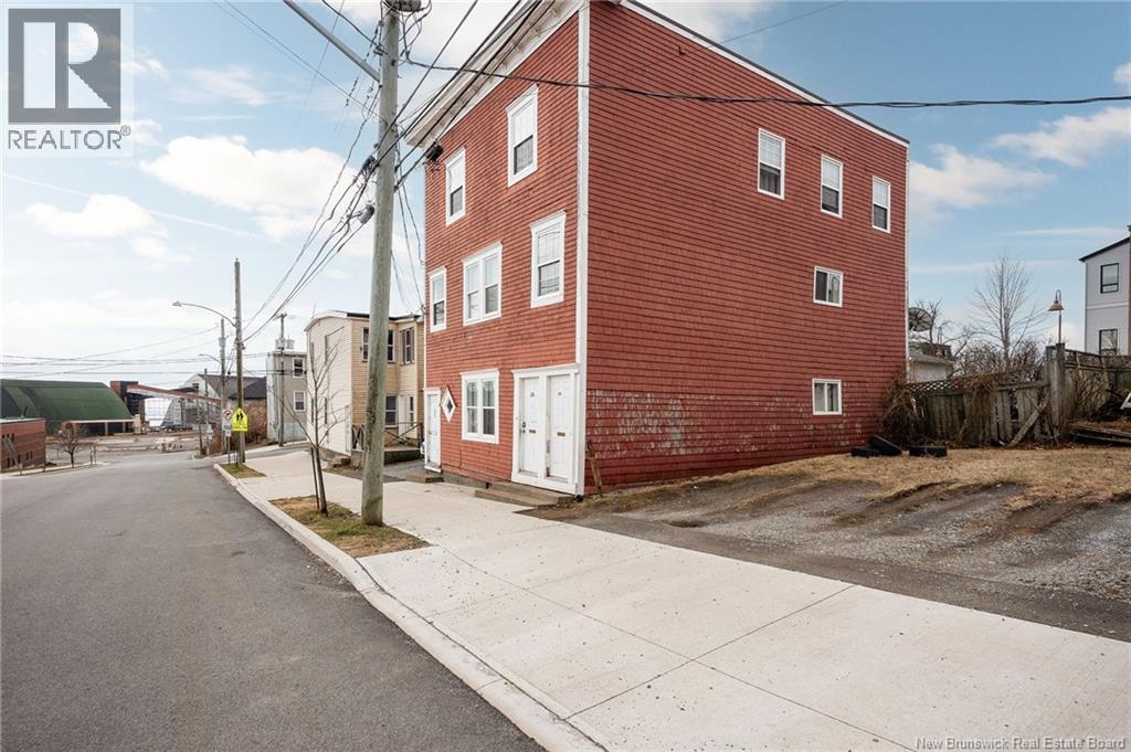 239 Britain Street - 9