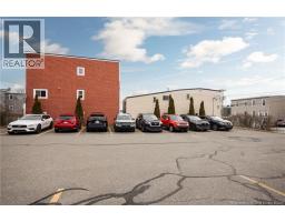 239 Britain Street, photo 2