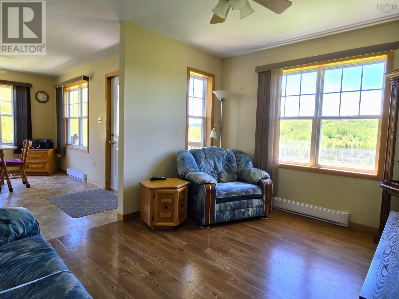 150 336 Highway - 12