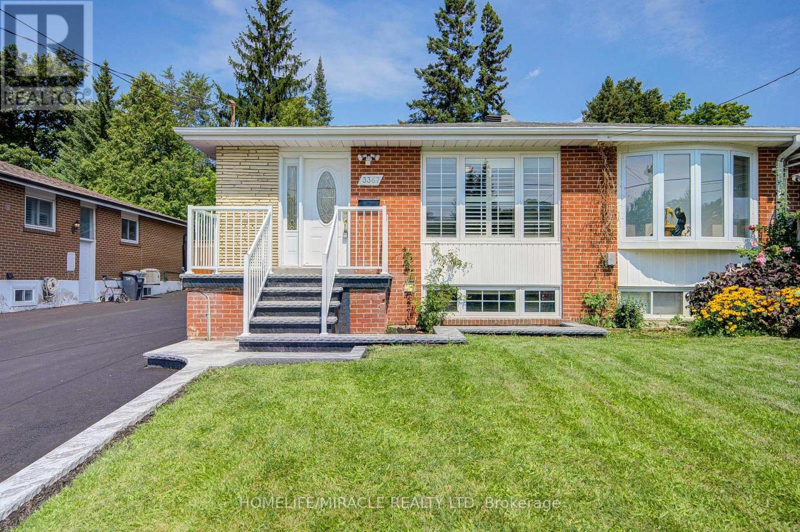 Photo of 3367 The Credit Wood