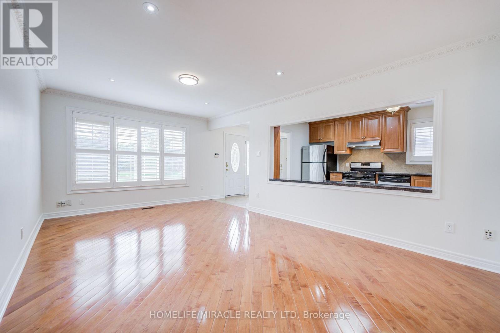 3367 THE CREDIT WOODLANDS ROAD - 11