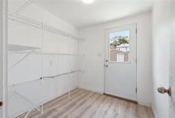 34 Inkster Boulevard, Winnipeg, MB R2W0J2 Photo 13
