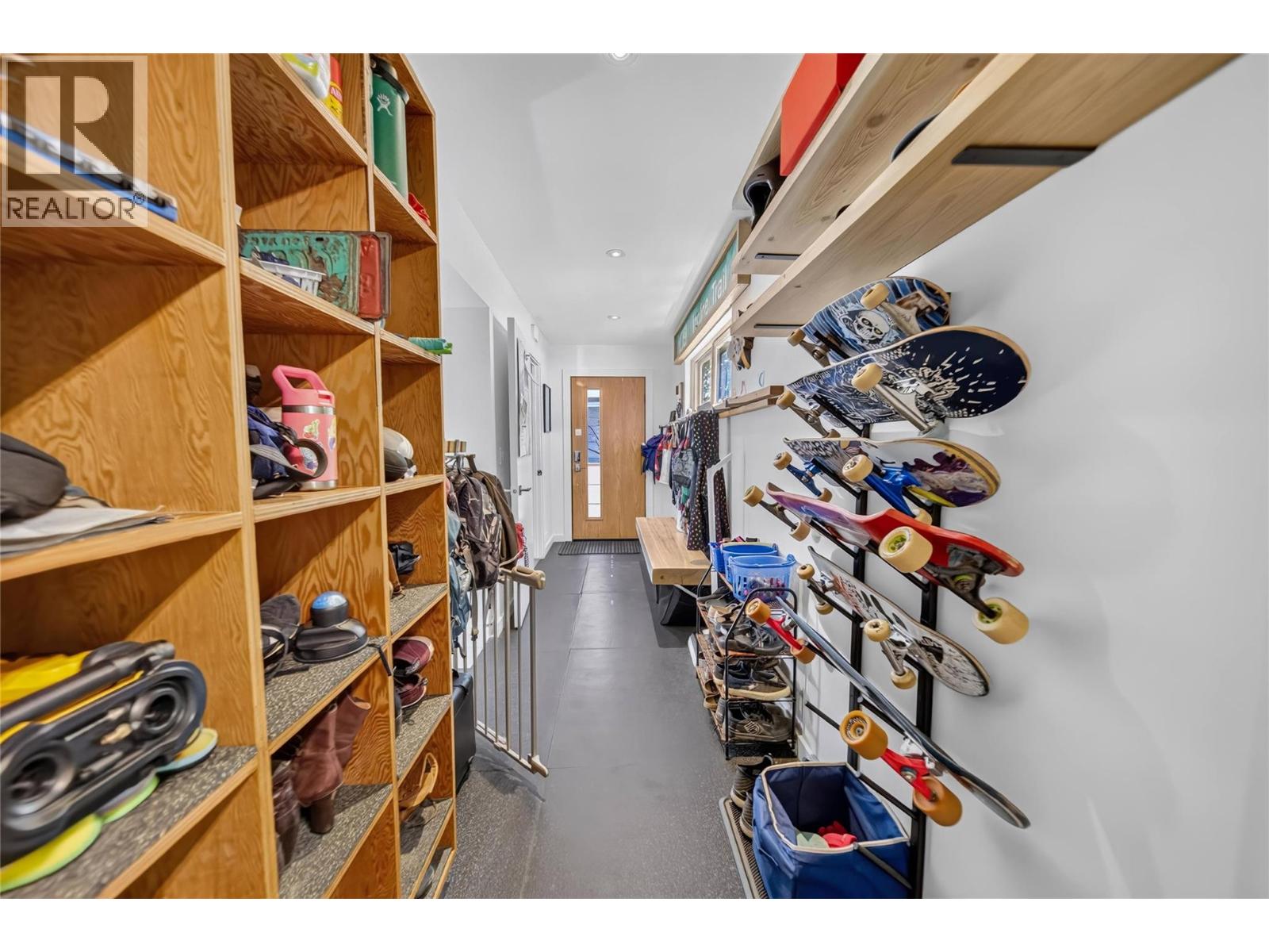 1502 2nd Avenue - 5