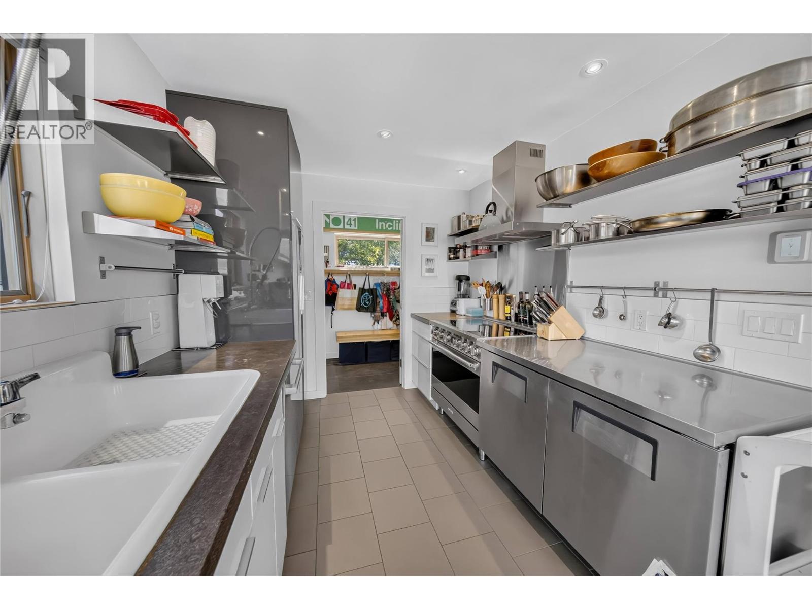 1502 2nd Avenue - 8