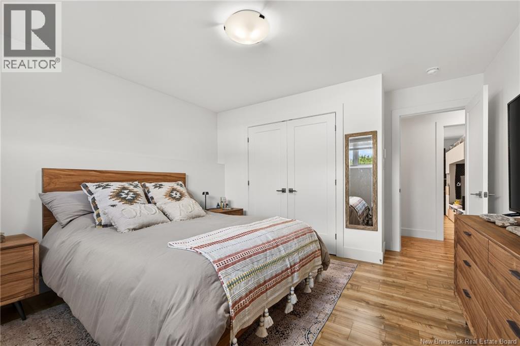 39 Donat Crescent - 36