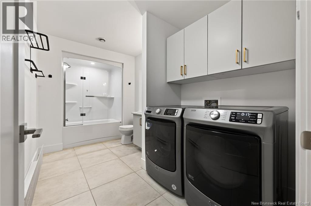 39 Donat Crescent - 37