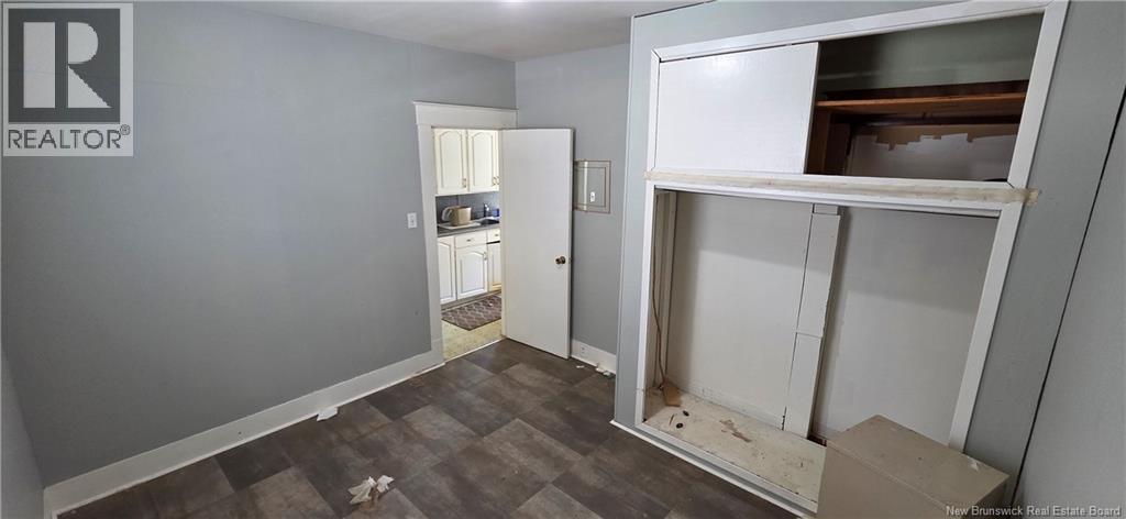 5 Maple Street - 14