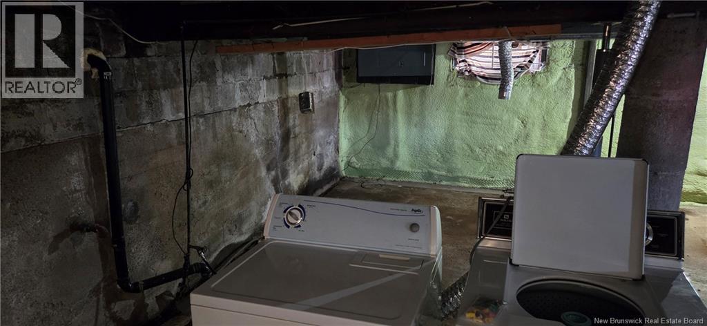 5 Maple Street - Image 26