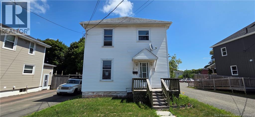 5 Maple Street - 4