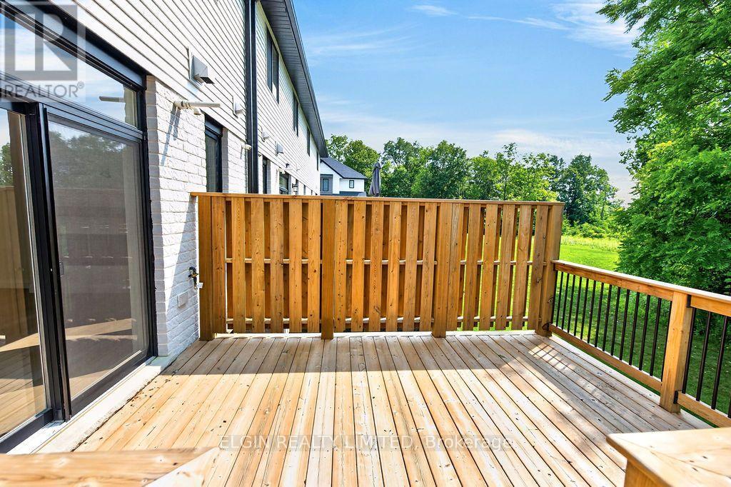 #15 49 ROYAL DORNOCH DRIVE - Image 33