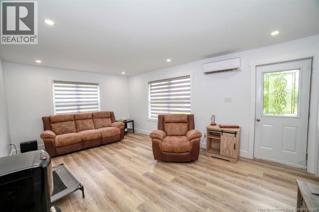 2250 Sormany - Image 9