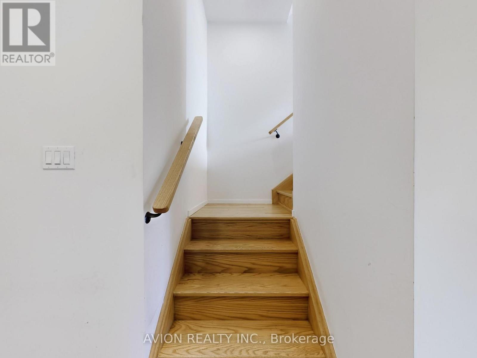 35 THOMAS ARMSTRONG LANE - 34