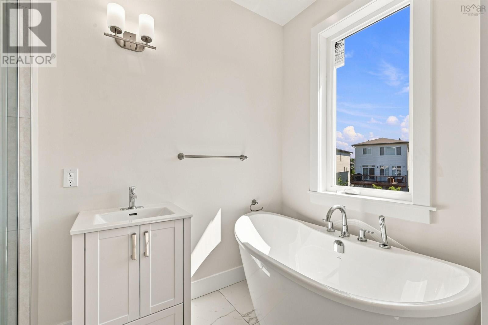 61 Helen Creighton Court - 28